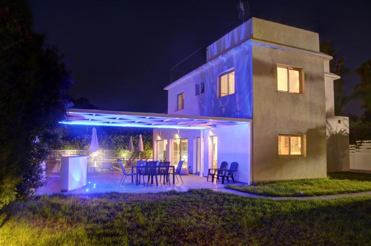 Olympic Gardens Villa โปรทาราส ภายนอก รูปภาพ