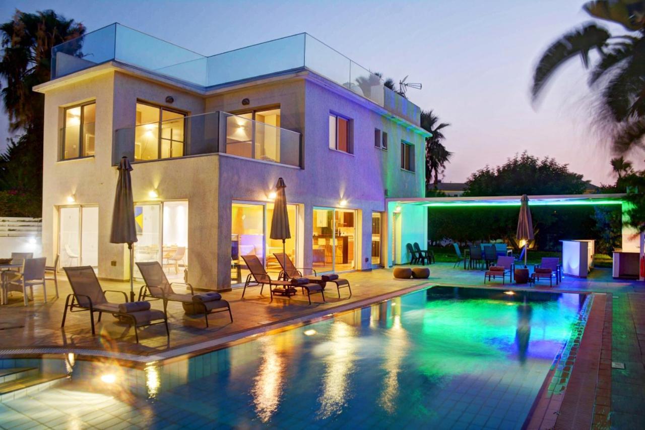 Olympic Gardens Villa โปรทาราส ภายนอก รูปภาพ