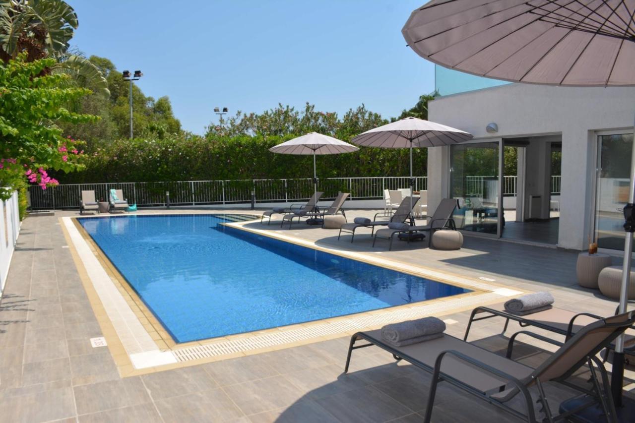 Olympic Gardens Villa โปรทาราส ภายนอก รูปภาพ